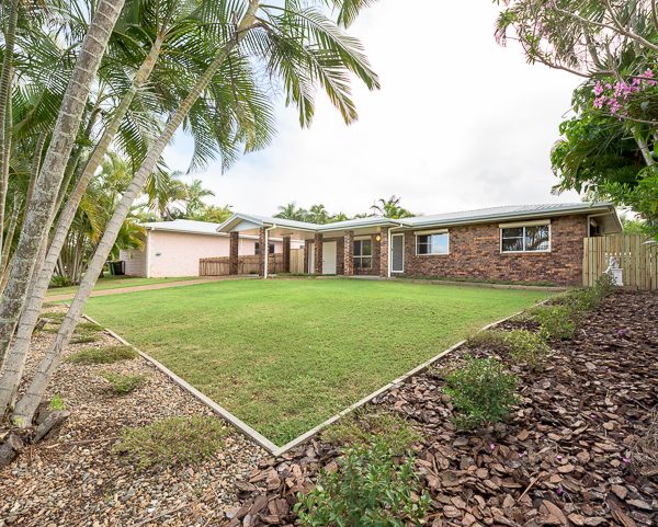 30 Peatey Street, Andergrove, QLD 4740 AUS