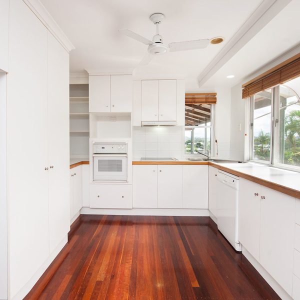 23 Grevillea Drive, Glenella, QLD 4740 AUS