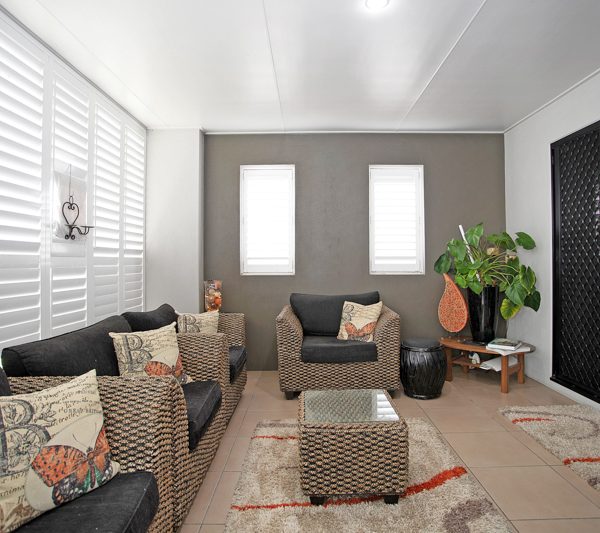 38 Gingham Street, Glenella, QLD 4740 AUS
