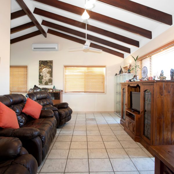 20 Crispin Drive, Mount Pleasant, QLD 4740 AUS