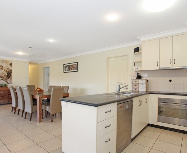 11 Stuart Hindle Drive, Mount Pleasant, QLD 4740 AUS
