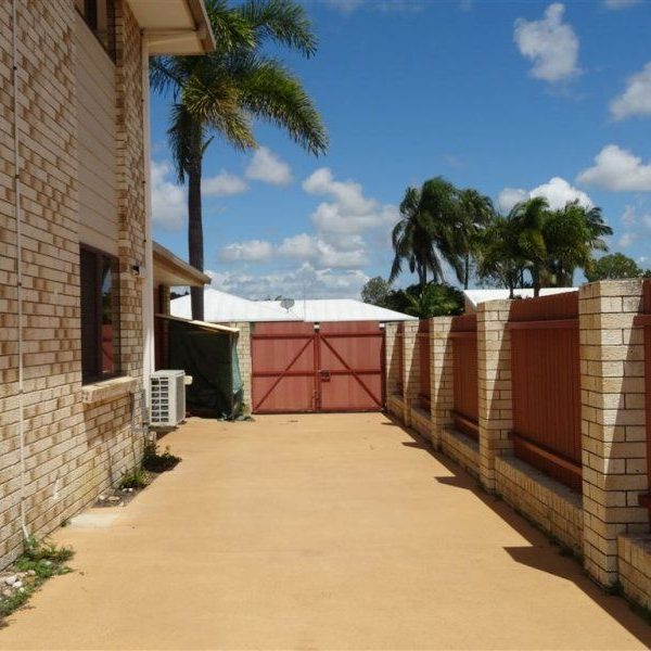 20 Crispin Drive, Mount Pleasant, QLD 4740 AUS