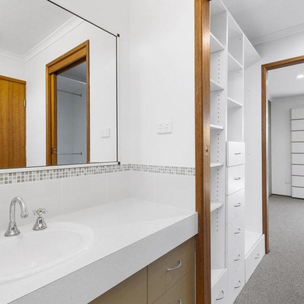 8/9 Homestead Bay Avenue, Shoal Point, QLD 4750 AUS
