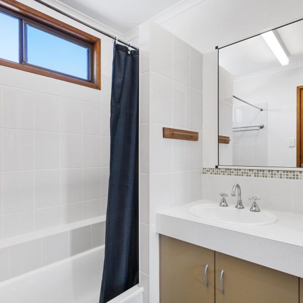 8/9 Homestead Bay Avenue, Shoal Point, QLD 4750 AUS
