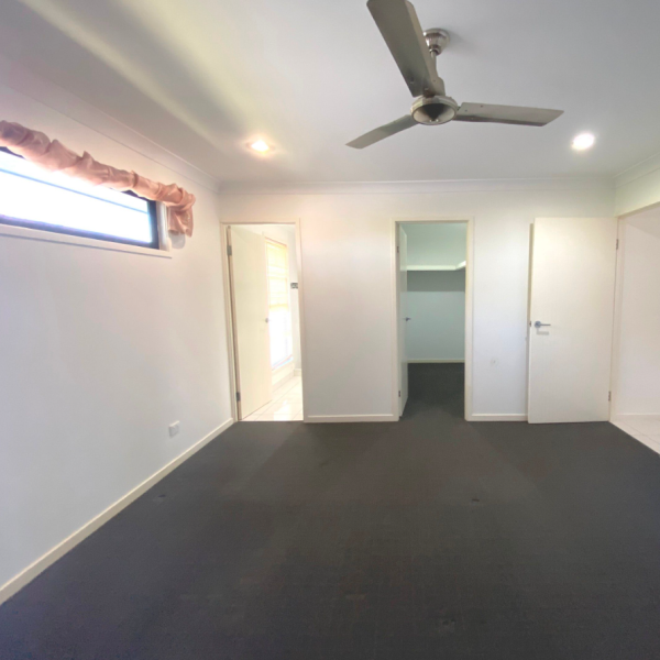 20 Montgomery Street, Rural View, QLD 4740 AUS