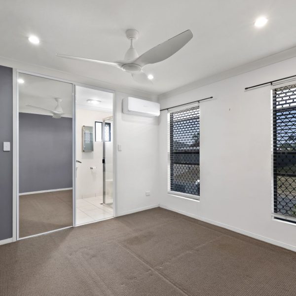 15 Jasmine Drive, Blacks Beach, QLD 4740 AUS