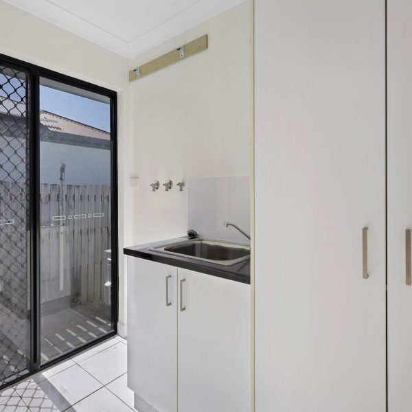 15 Jasmine Drive, Blacks Beach, QLD 4740 AUS