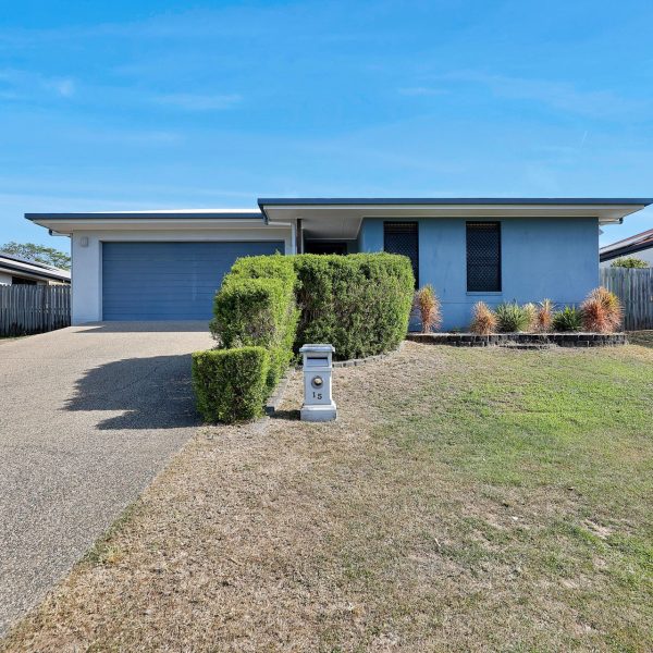 15 Jasmine Drive, Blacks Beach, QLD 4740 AUS