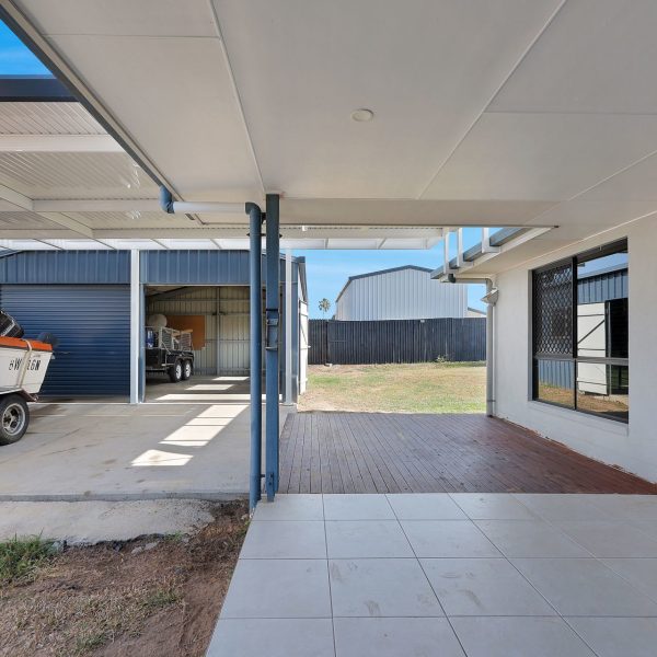15 Jasmine Drive, Blacks Beach, QLD 4740 AUS