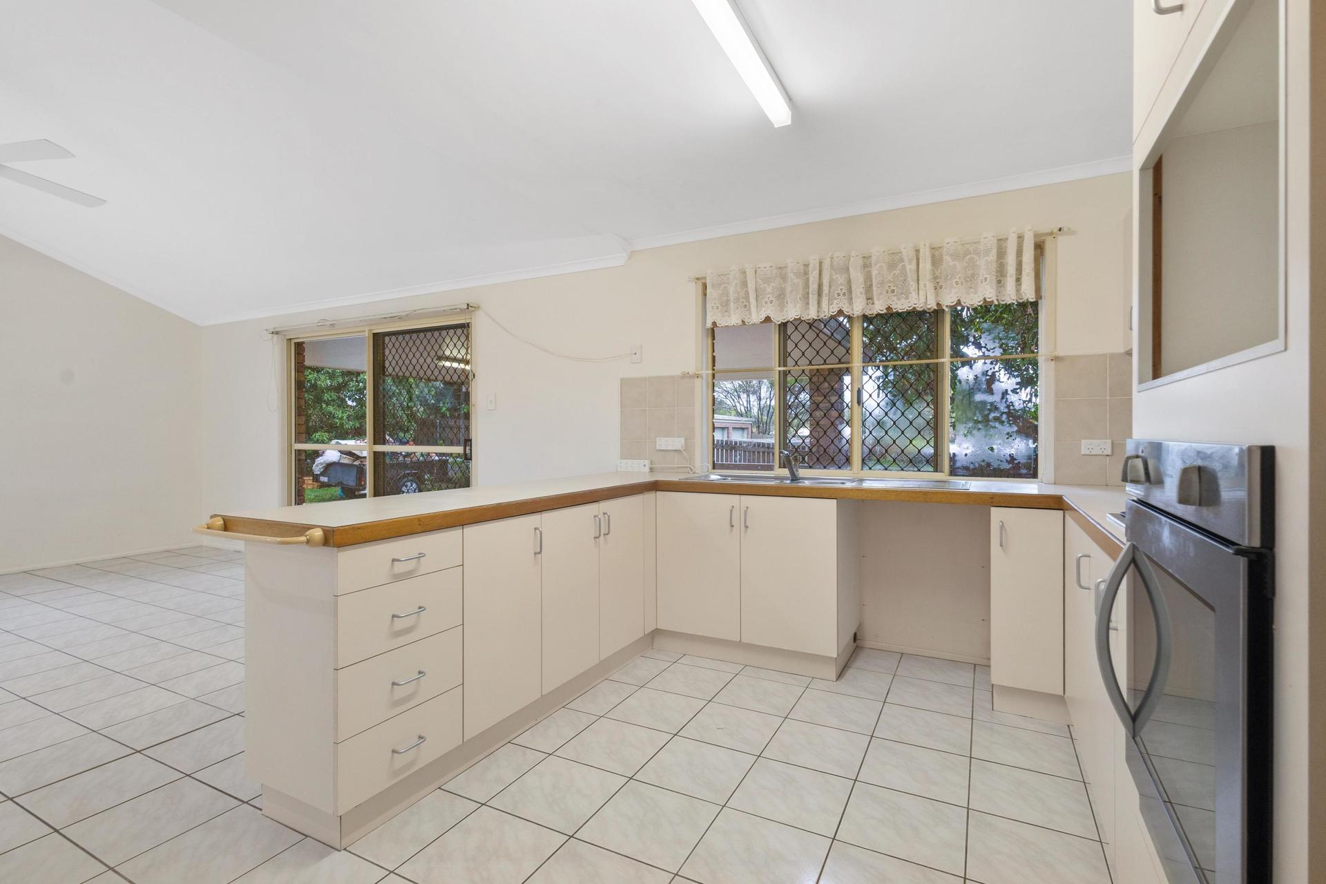 7 Stuart Street, Mount Pleasant, QLD 4740 AUS