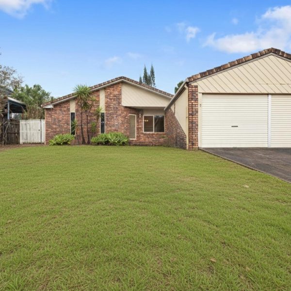 7 Stuart Street, Mount Pleasant, QLD 4740 AUS