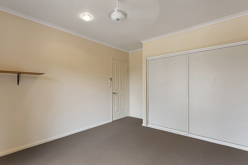 2/38 Beach Road, Dolphin Heads, QLD 4740 AUS