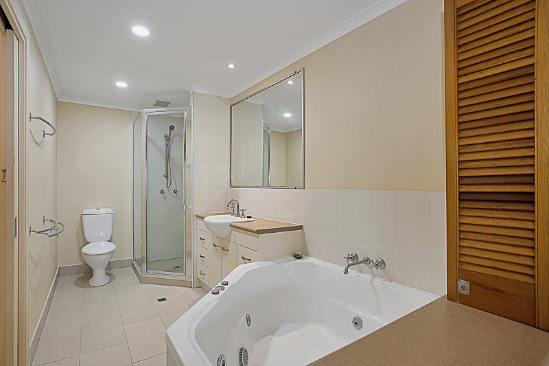 2/38 Beach Road, Dolphin Heads, QLD 4740 AUS