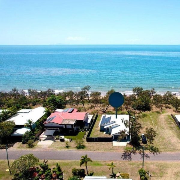 30 Owen Jenkins Drive, Sarina Beach, QLD 4737 AUS