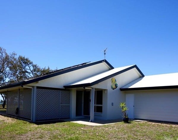 30 Owen Jenkins Drive, Sarina Beach, QLD 4737 AUS