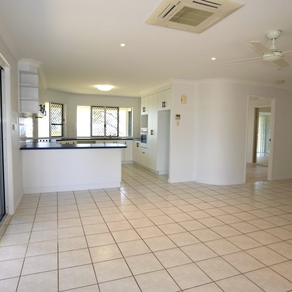 30 Owen Jenkins Drive, Sarina Beach, QLD 4737 AUS