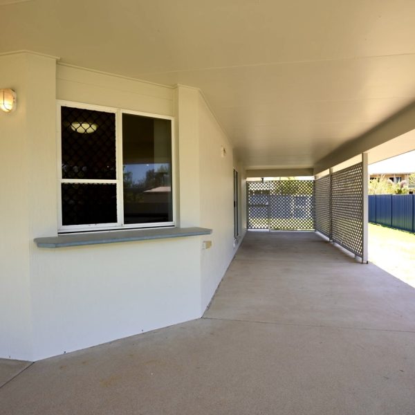 30 Owen Jenkins Drive, Sarina Beach, QLD 4737 AUS