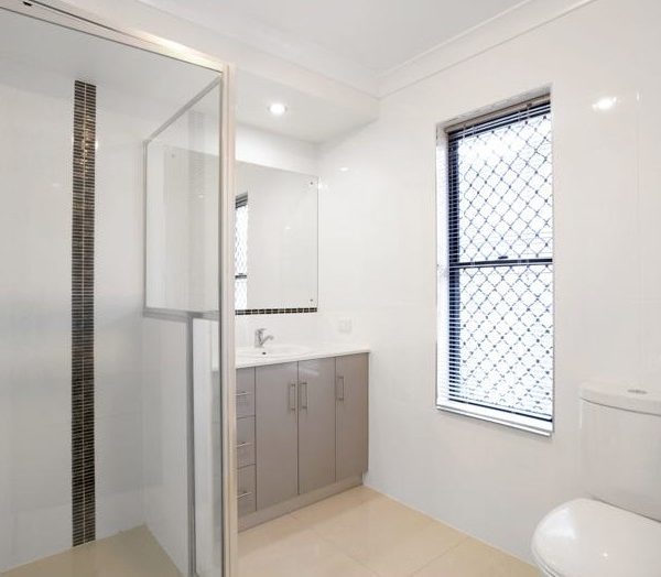 6 Bensara Crescent, Beaconsfield, QLD 4740 AUS