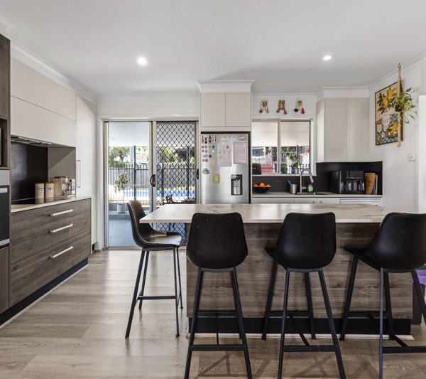 20 Phillip Street, Mount Pleasant, QLD 4740 AUS