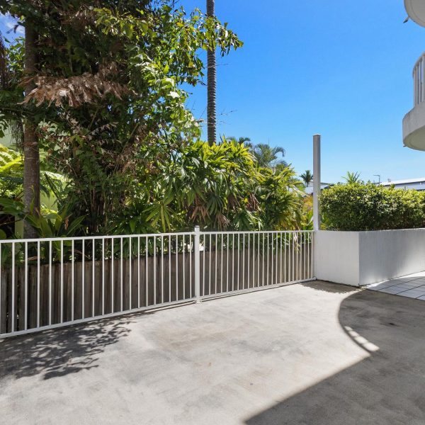 2/4 Prudhoe Street, East Mackay, QLD 4740 AUS