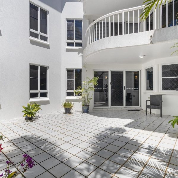 2/4 Prudhoe Street, East Mackay, QLD 4740 AUS