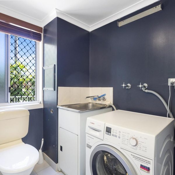 2/4 Prudhoe Street, East Mackay, QLD 4740 AUS