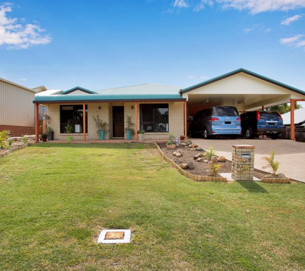 19 Barber Drive, Eimeo, QLD 4740 AUS