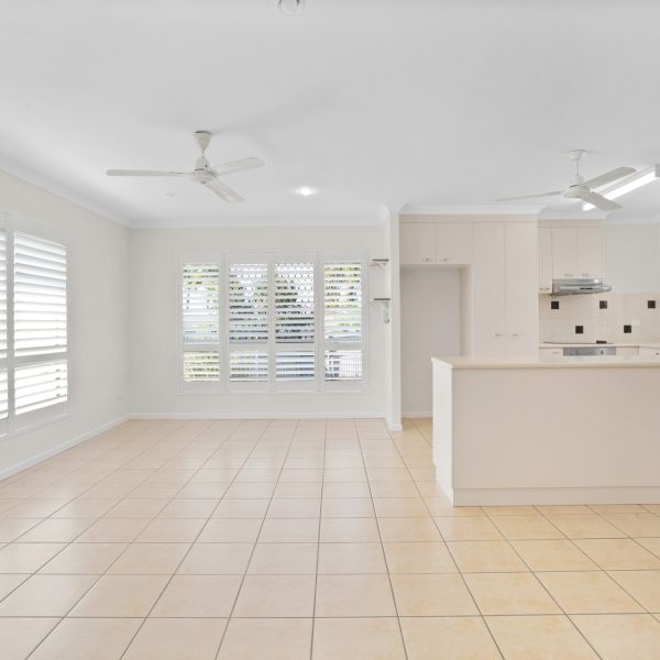 9 Dustwill Street, Eimeo, QLD 4740 AUS