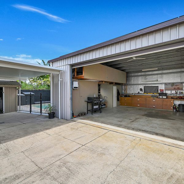 13 Perry Street, West Mackay, QLD 4740 AUS