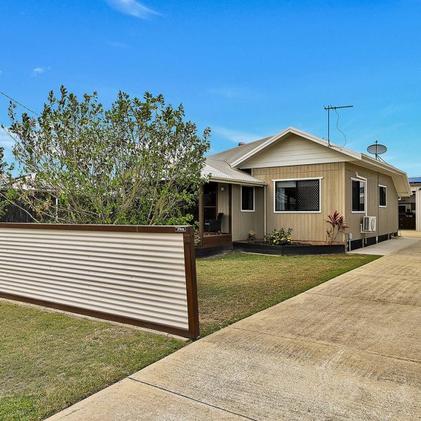 13 Perry Street, West Mackay, QLD 4740 AUS