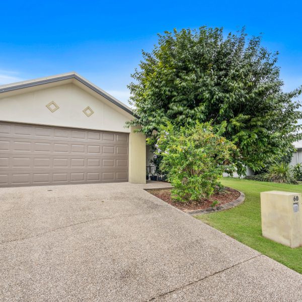 60 Newport Parade, Blacks Beach, QLD 4740 AUS