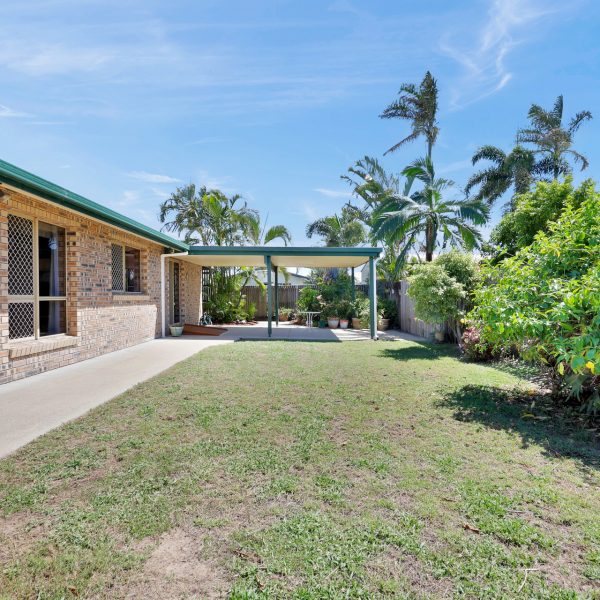 25 Cumberland Avenue, Slade Point, QLD 4740 AUS