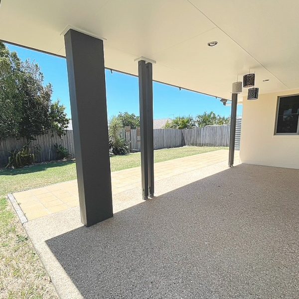 5 Crestview Crescent, Bucasia, QLD 4750 AUS