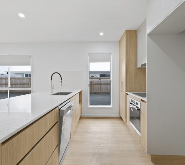 9 Jabiru Circuit, Rural View, QLD 4740 AUS