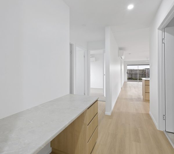 9 Jabiru Circuit, Rural View, QLD 4740 AUS