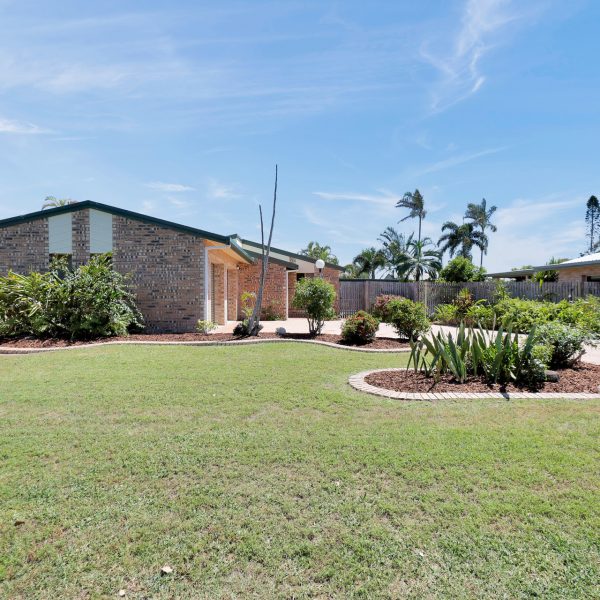 25 Cumberland Avenue, Slade Point, QLD 4740 AUS
