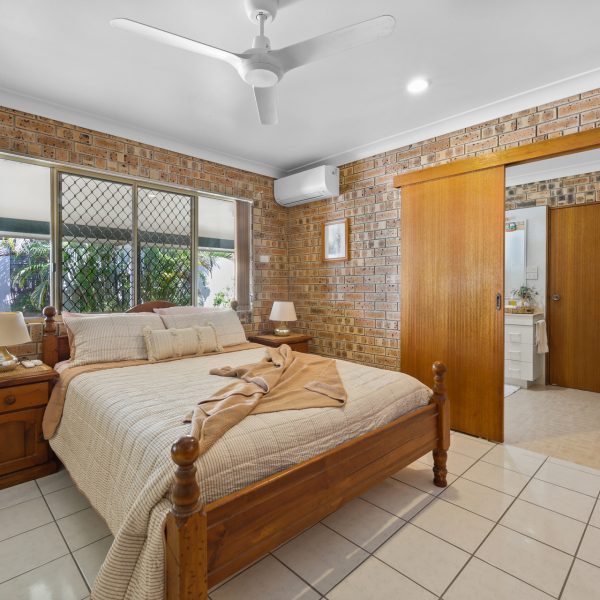 25 Cumberland Avenue, Slade Point, QLD 4740 AUS