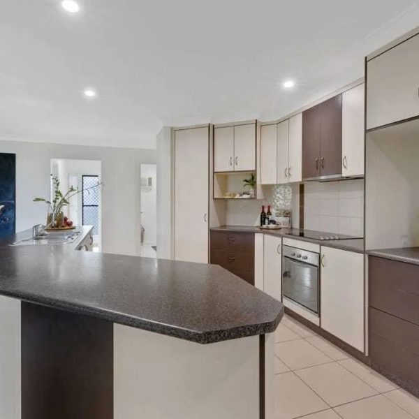 29 Stuart Hindle Drive, Mount Pleasant, QLD 4740 AUS