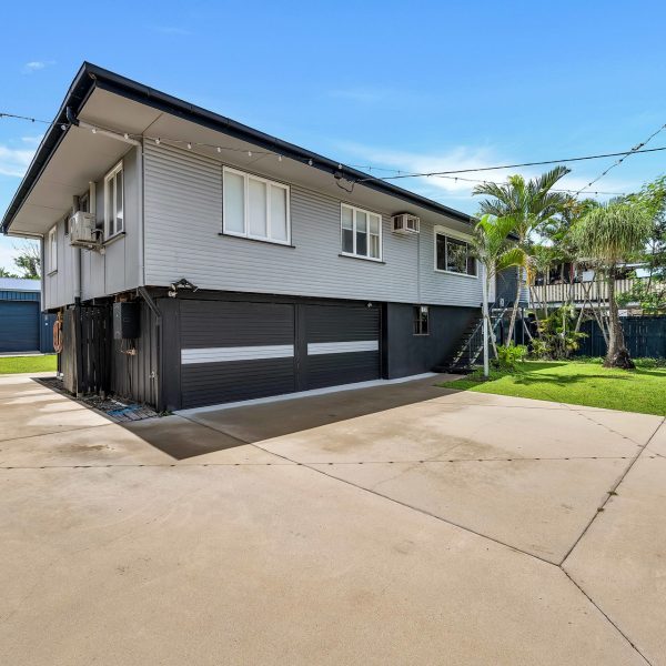14 Cameron Street, East Mackay, QLD 4740 AUS