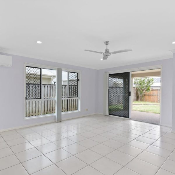 37 Galleon Circuit, Bucasia, QLD 4750 AUS