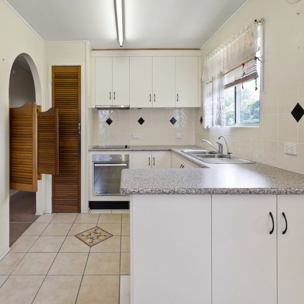 6 Graham Court, Mount Pleasant, QLD 4740 AUS